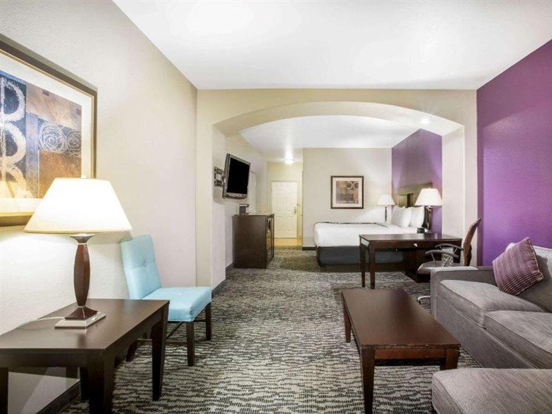 La Quinta By Wyndham Kyle - Austin South Hotel Kültér fotó